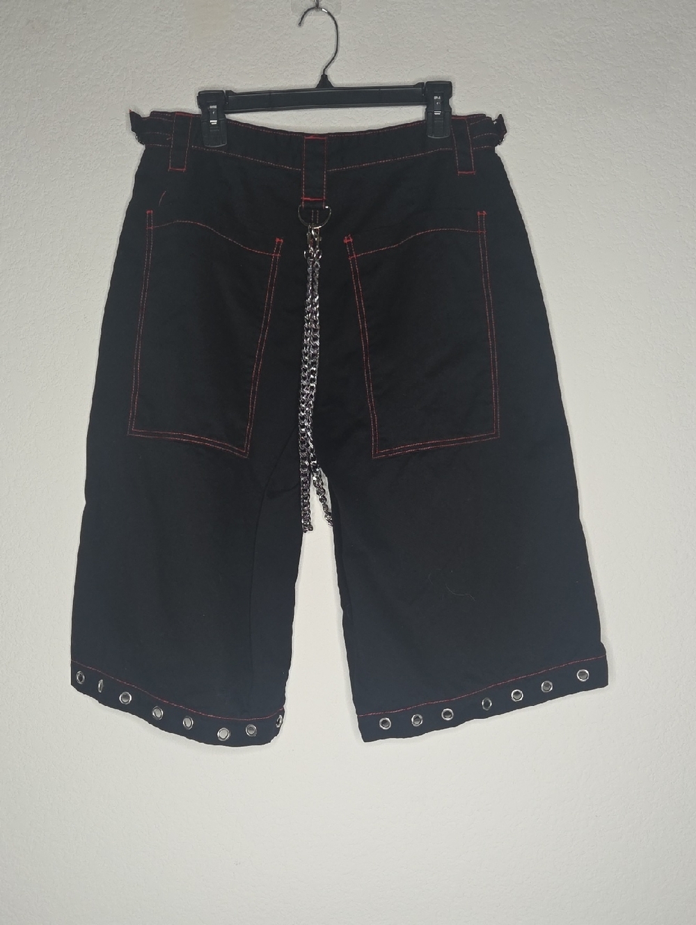 Widow by Dolls Kill Goth Grunge Rave Shorts Size 34 Black Metal Chain Punk - Picture 4 of 7